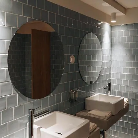 Castel - Creative Living Ξενοδοχείο