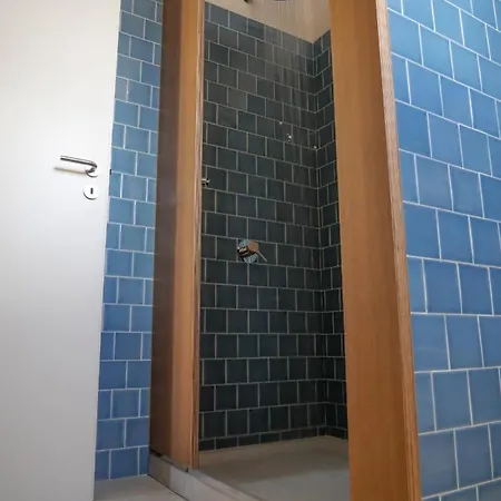 Castel - Creative Living Hostel Penela