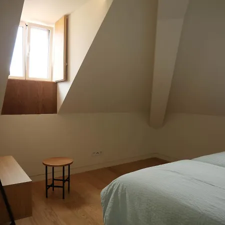 Castel - Creative Living * Penela