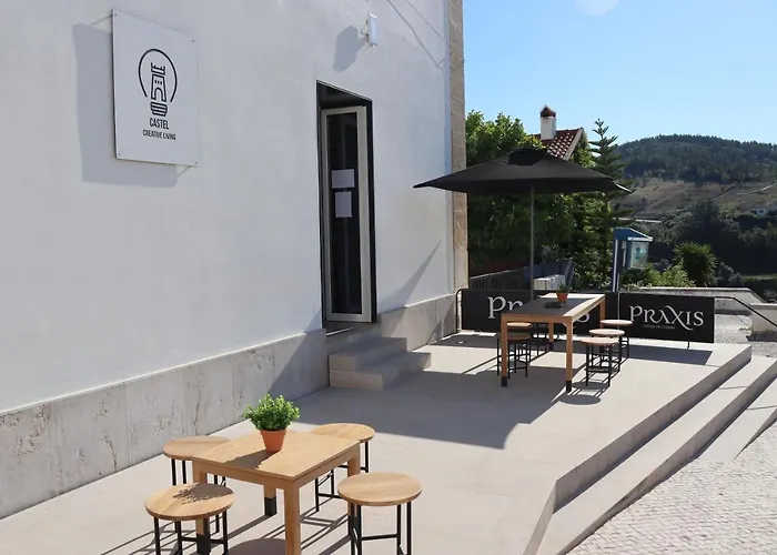 Castel - Creative Living Hotel *