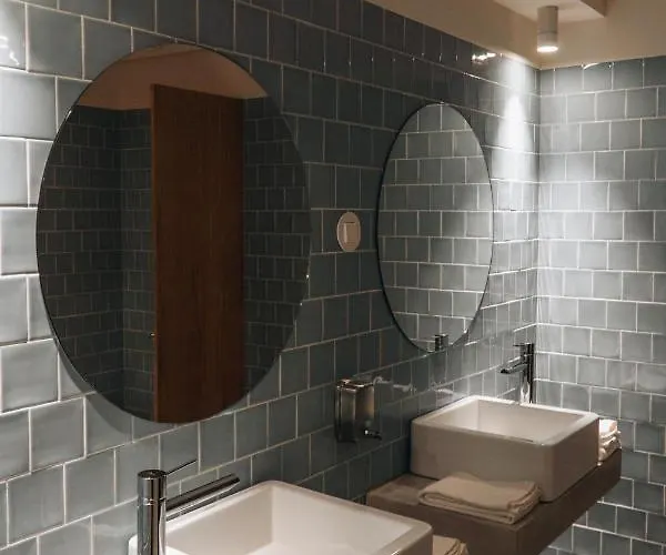 Castel - Creative Living Hotel