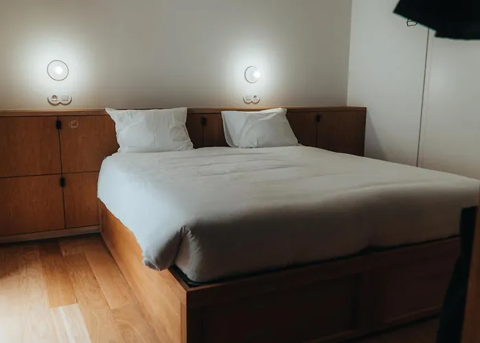 Castel - Creative Living Hotel Penela