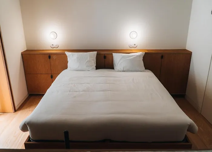 Castel - Creative Living Hotel Penela