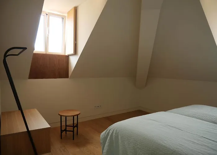 Castel - Creative Living * Penela